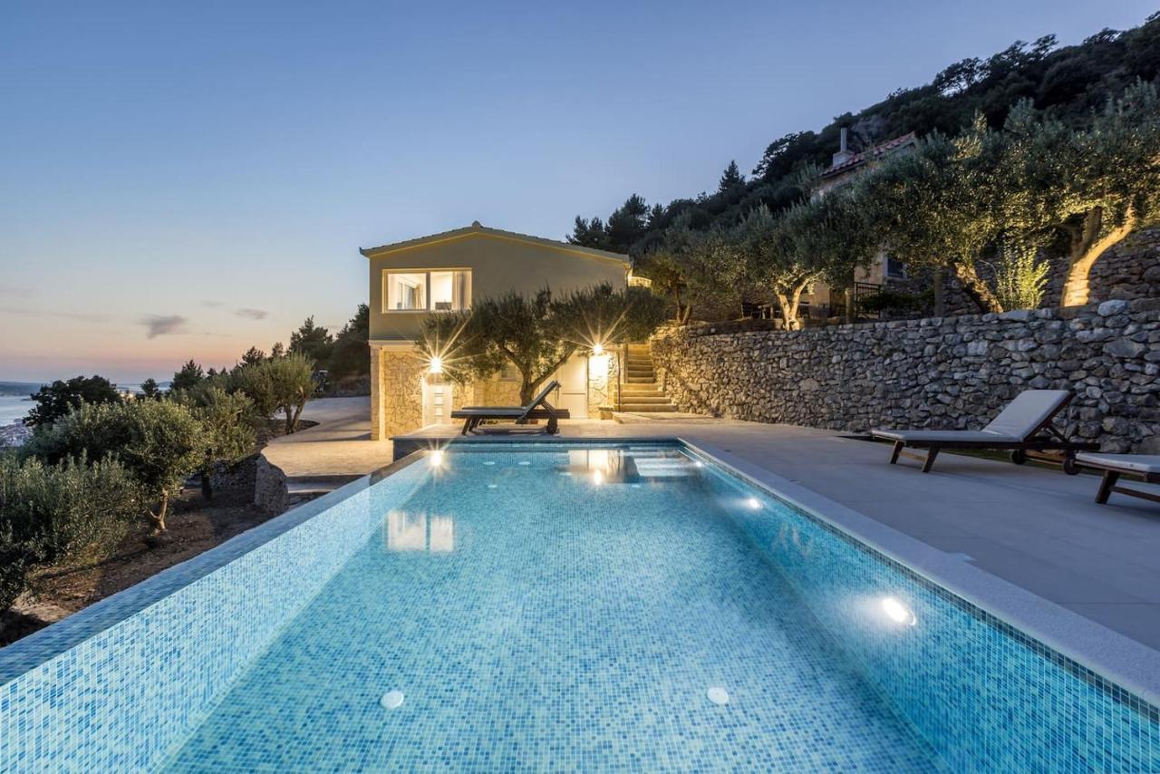 Dream Hill Vila Kaštel Kambelovac Exterior foto